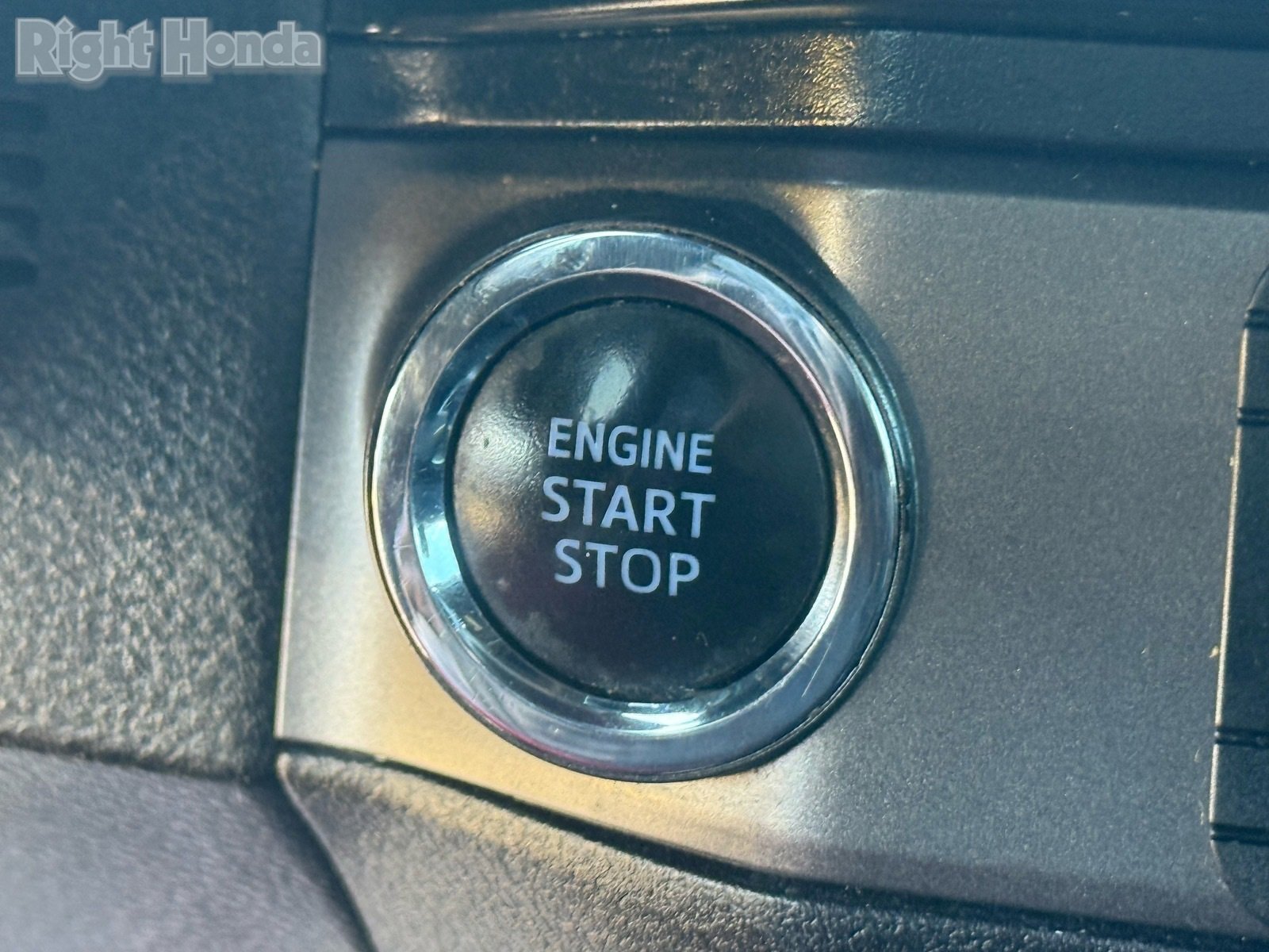 Used 2019 Toyota Tacoma TRD Sport w/ Technology Package image 24