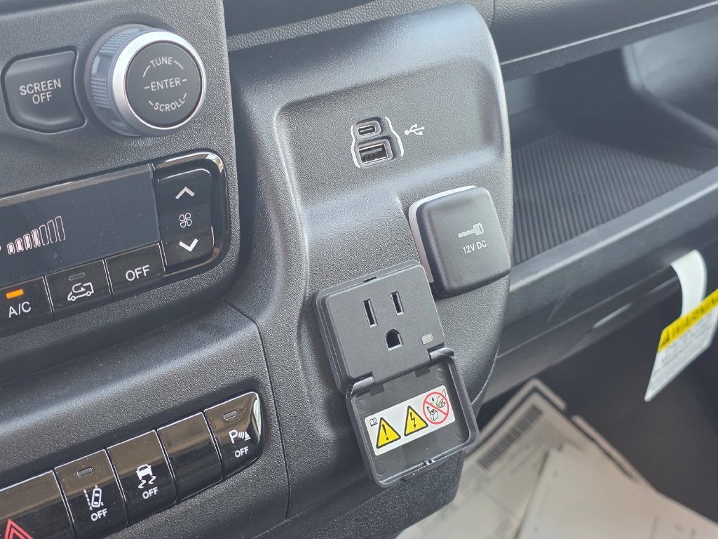 New 2026 RAM ProMaster 1500 w/ Safety Group FWD image 19