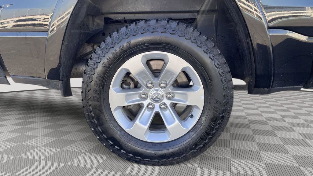 Used 2020 RAM 1500 Laramie image 17