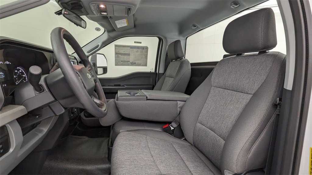 New 2026 Ford F250 XL image 2