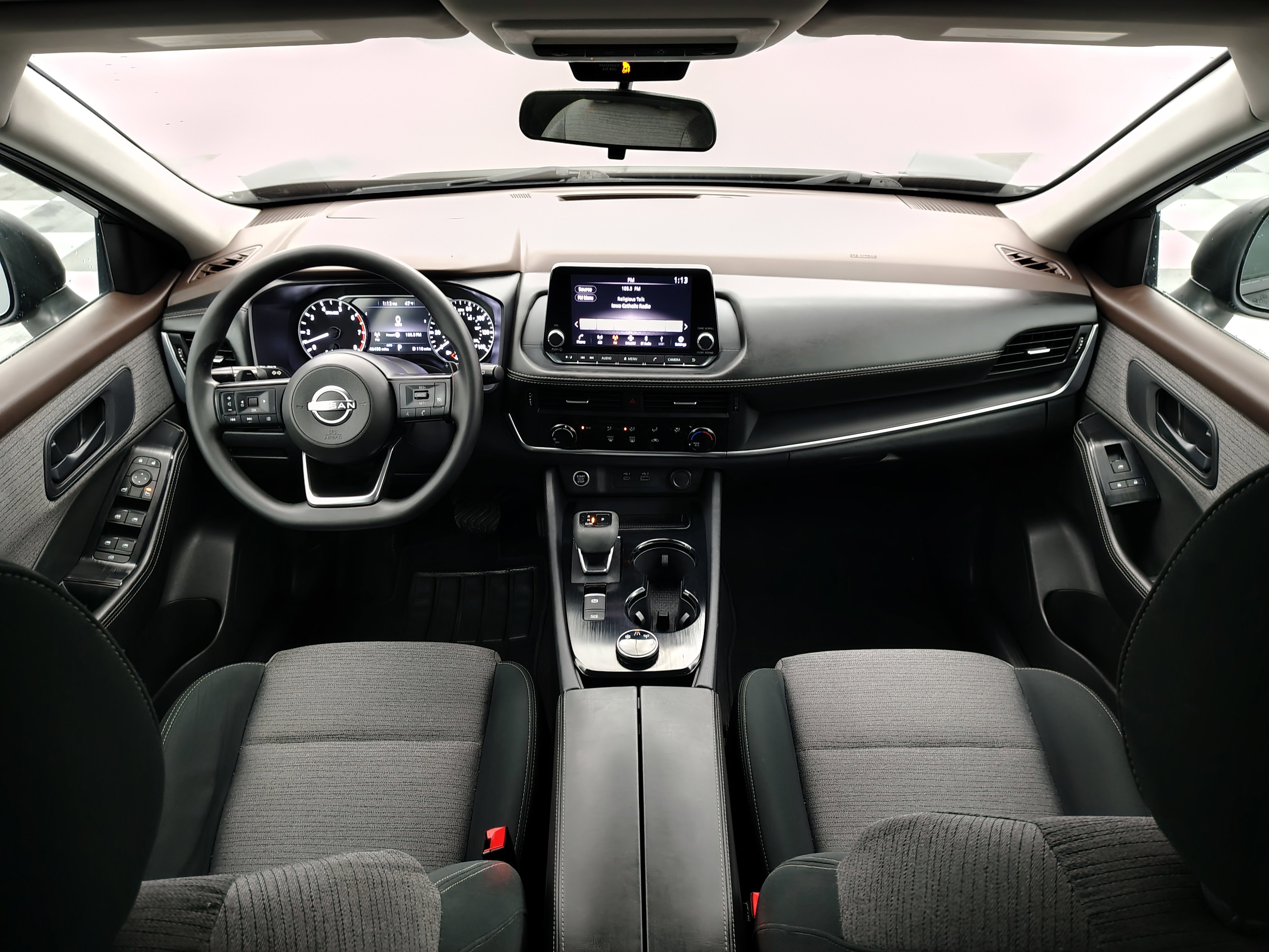 Used 2022 Nissan Rogue S image 28