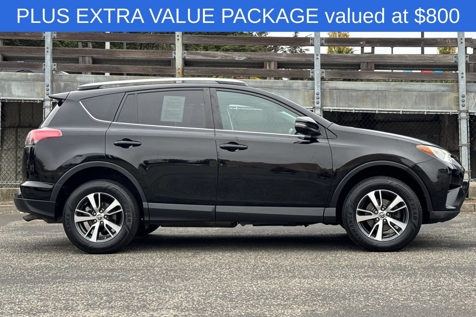 Used 2018 Toyota RAV4 XLE w/ Plus Extra Value Package FWD image 3