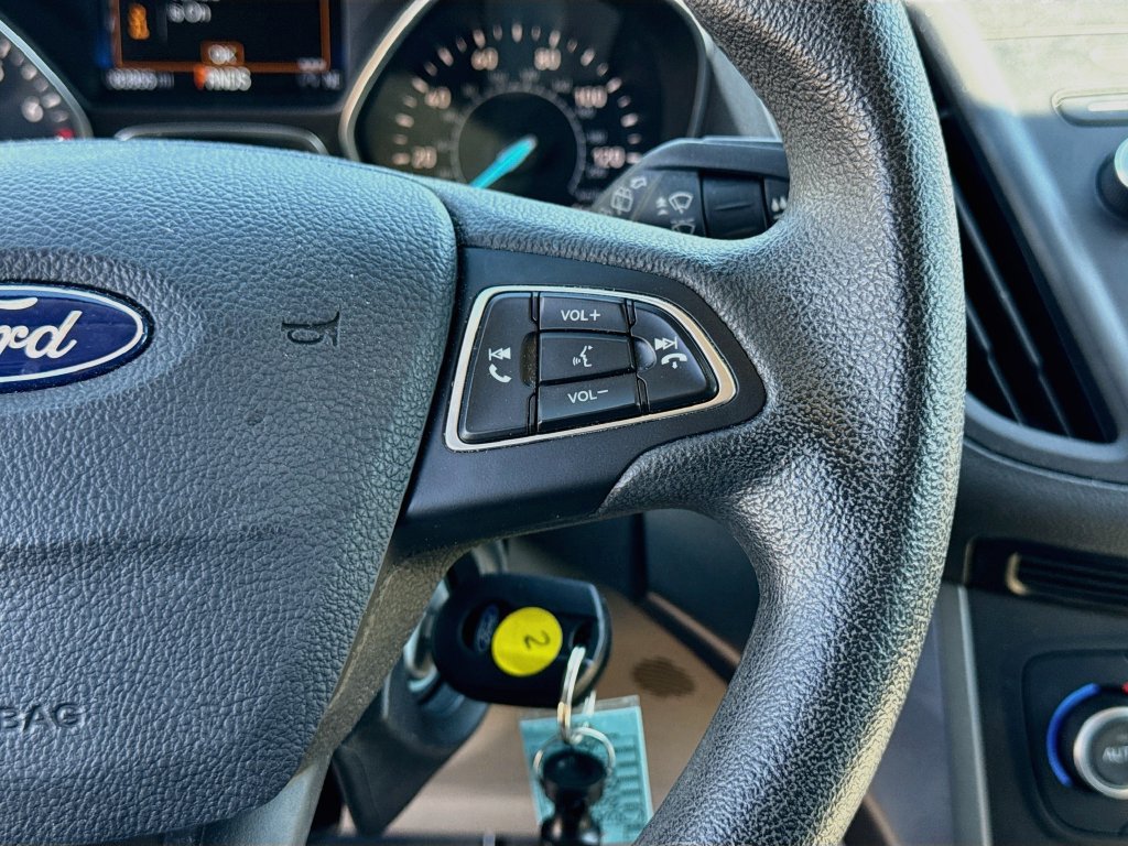 Used 2018 Ford Escape SE FWD image 17