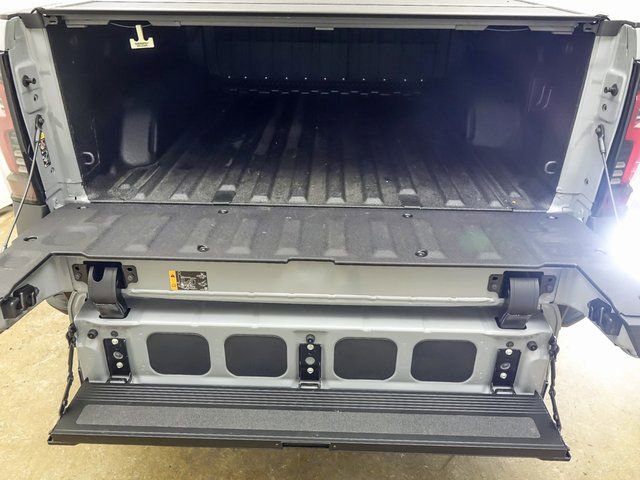 New 2026 Chevrolet Silverado EV LT image 10