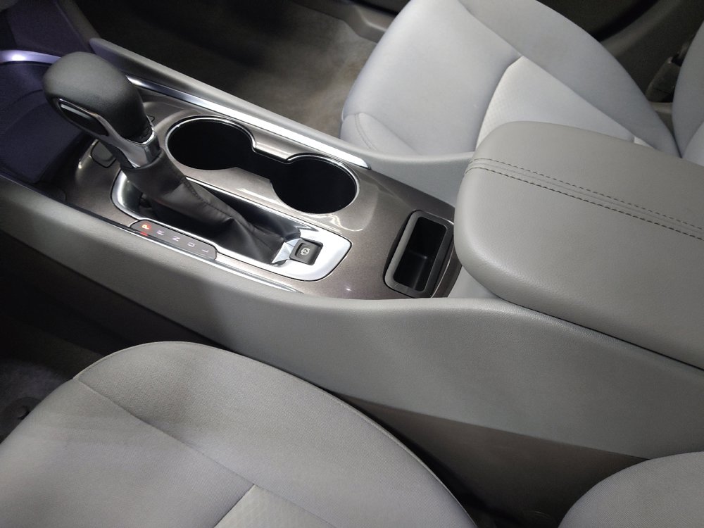 Used 2023 Chevrolet Malibu LT FWD image 26