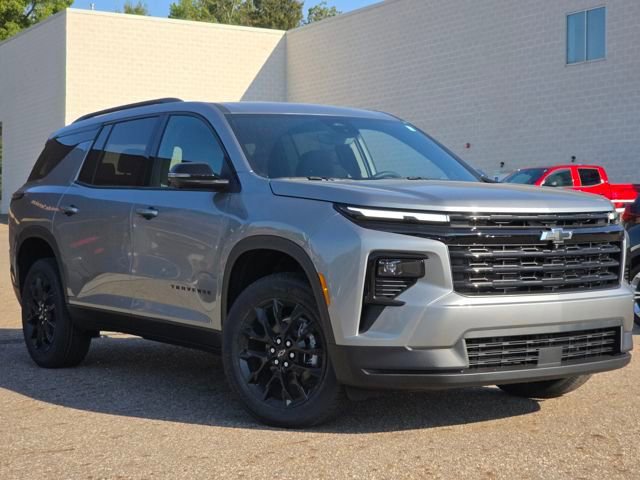 New 2026 Chevrolet Traverse LT w/ Midnight/Sport Edition image 2