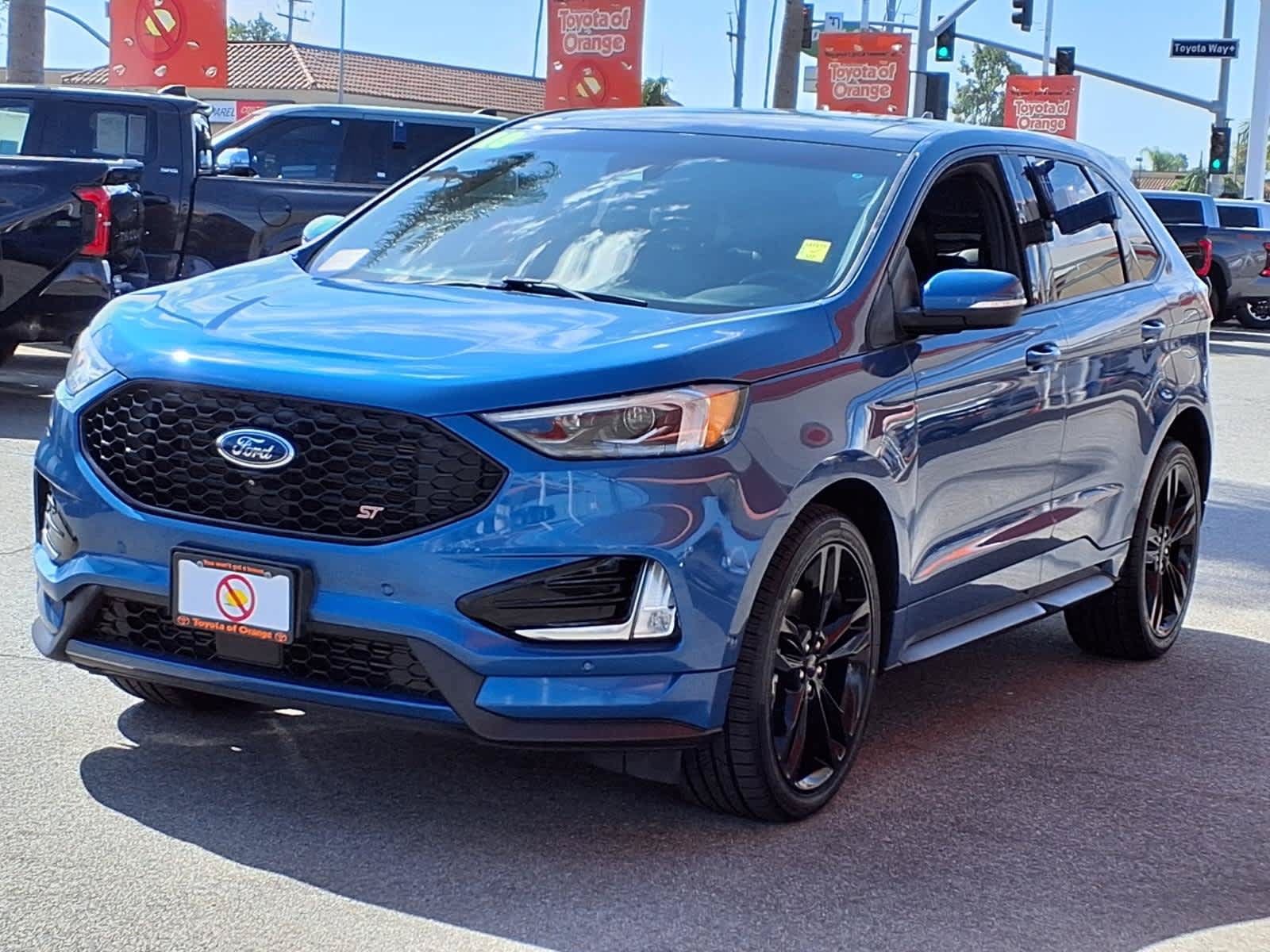 Used 2019 Ford Edge ST w/ Equipment Group 401A AWD/4WD image 3