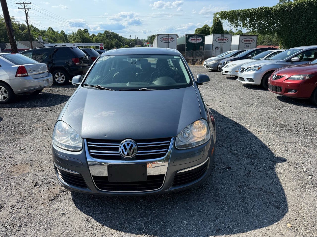 Used 2010 Volkswagen Jetta SE FWD image 4