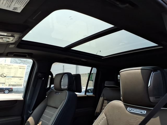New 2026 GMC Yukon XL Denali Ultimate AWD/4WD image 15
