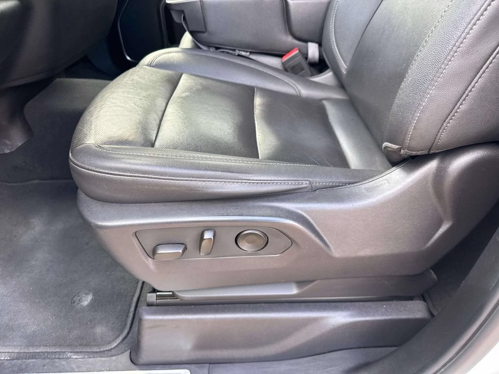 Used 2024 GMC Sierra 1500 SLT AWD/4WD image 23