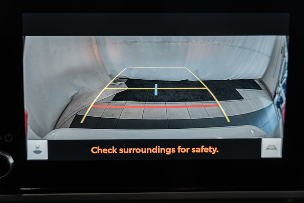 Used 2025 Toyota Camry LE image 36