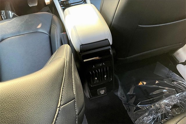 Certified 2023 Jeep Compass Limited image 34