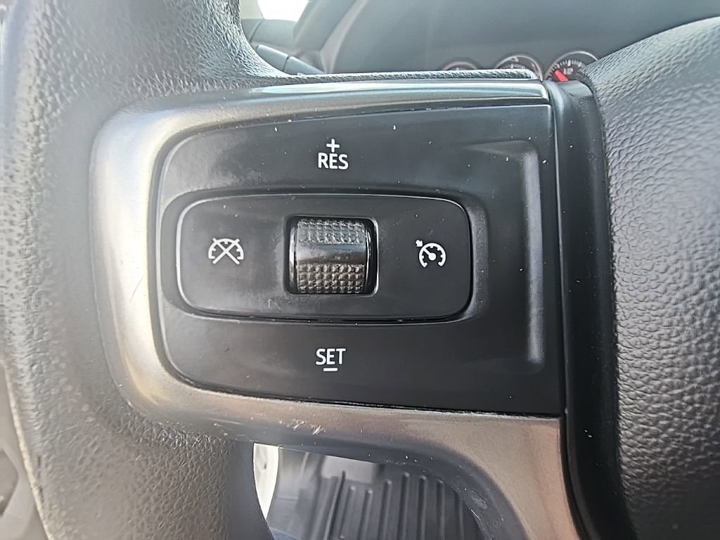 Used 2020 Chevrolet Silverado 2500 LT w/ Z71 Off-Road Package image 17