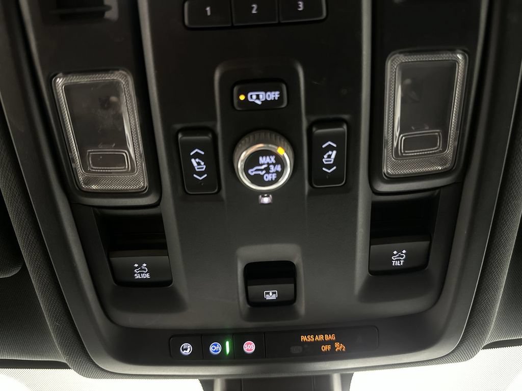 Used 2021 Chevrolet Tahoe Z71 w/ Z71 Signature Package AWD/4WD image 58