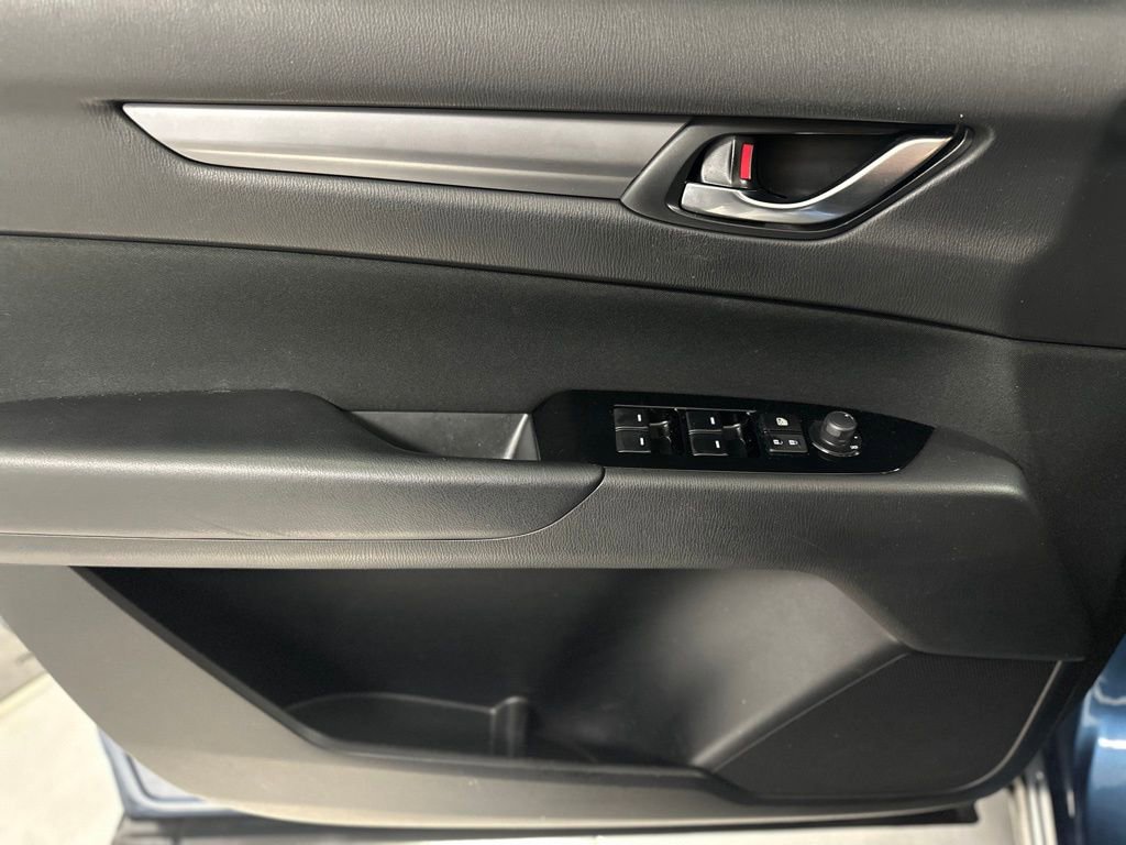 Used 2018 MAZDA CX-5 Sport image 15