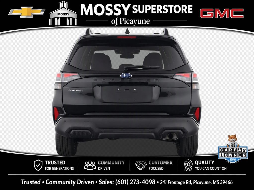 Used 2025 Subaru Forester Premium AWD/4WD image 6