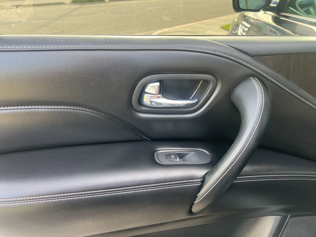 Used 2024 INFINITI QX80 Luxe image 30