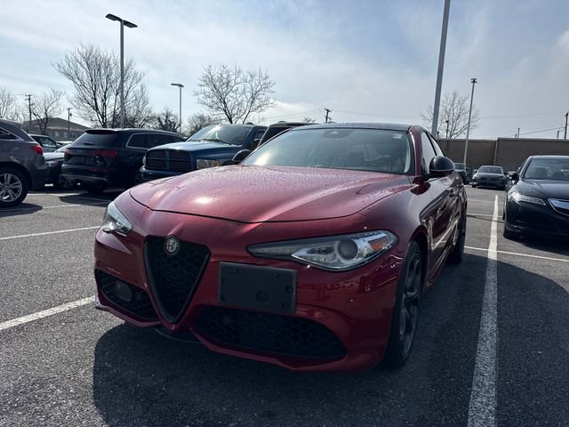 Used 2017 Alfa Romeo Giulia Ti w/ TI 19" Sport Package 360° Tour