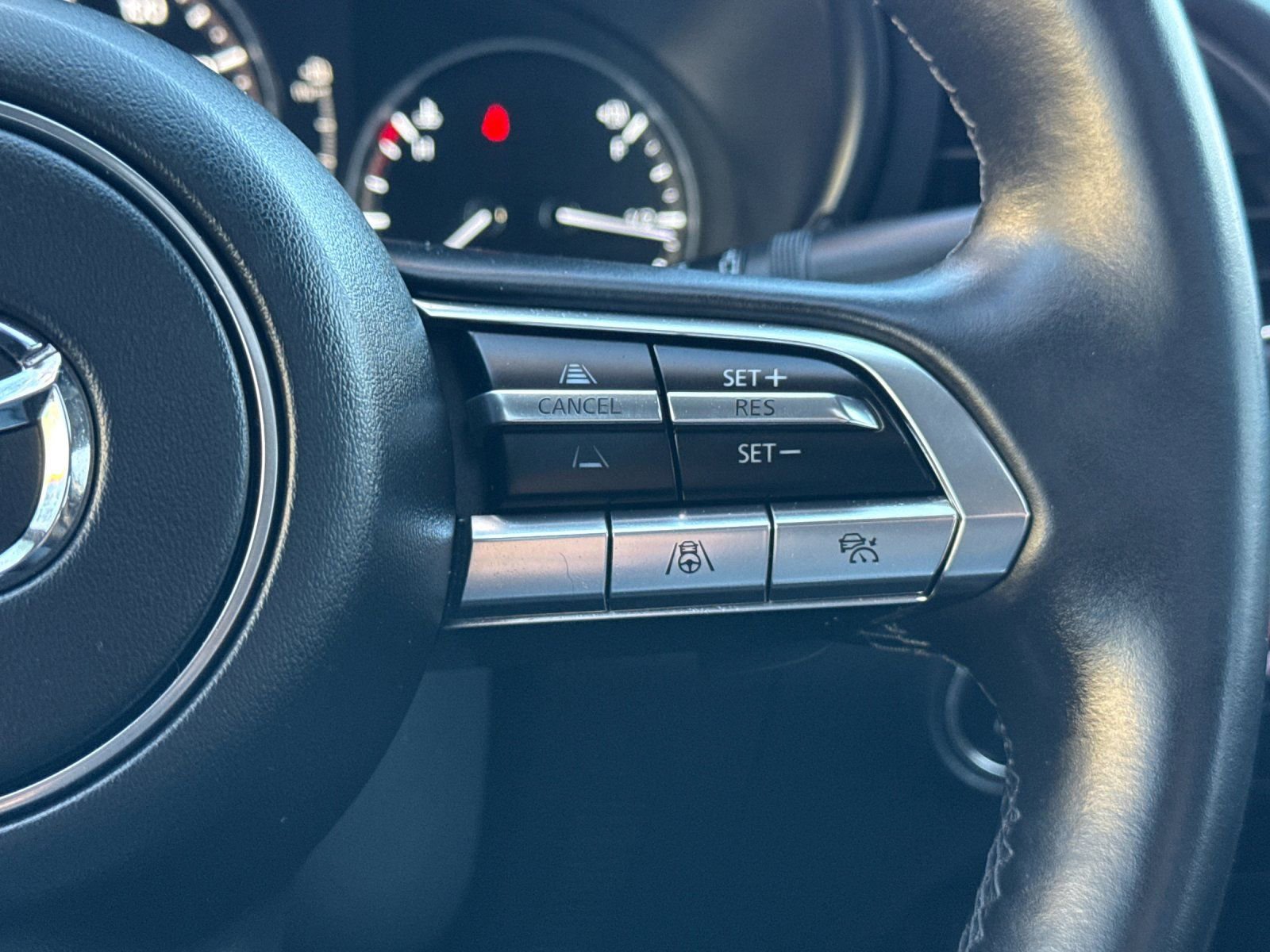 Used 2022 MAZDA MAZDA3 s image 25