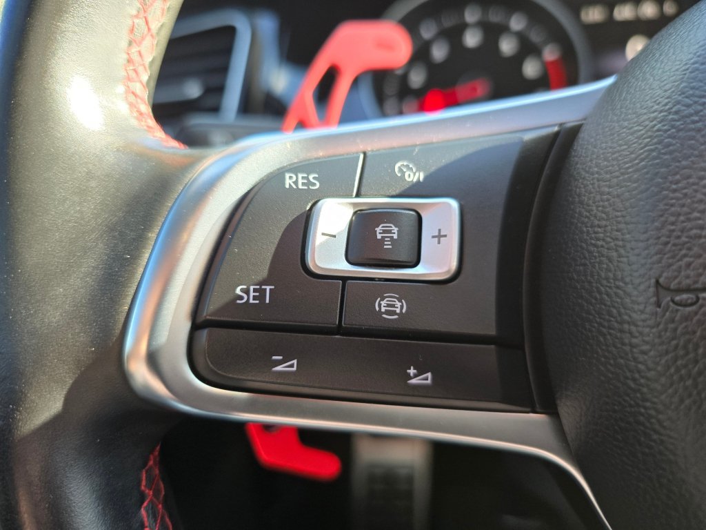 Used 2021 Volkswagen GTI Autobahn FWD image 6
