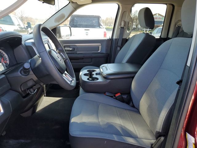 Used 2024 RAM 1500 Classic SLT AWD/4WD image 18