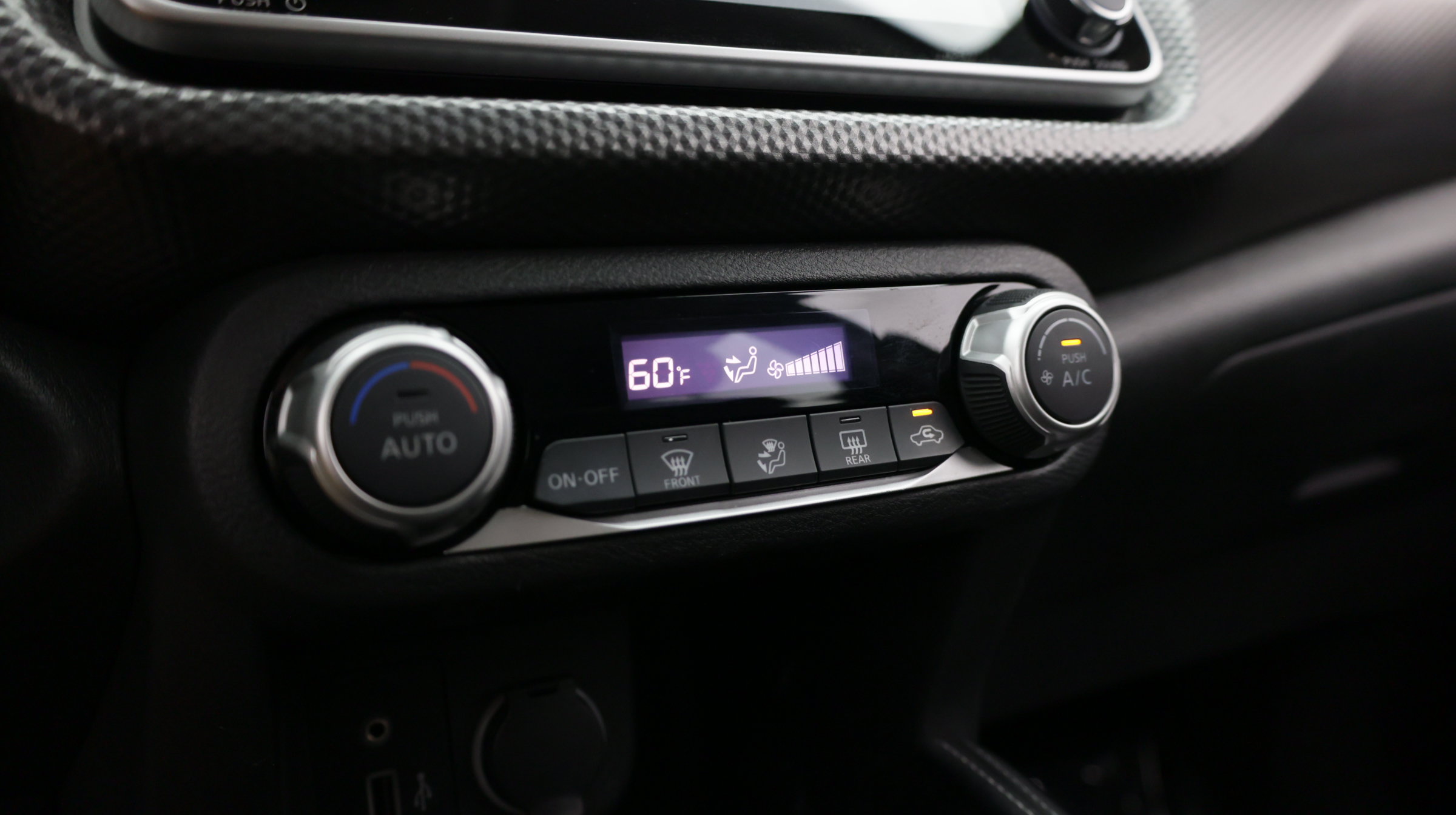 Used 2020 Nissan Kicks SV FWD image 16