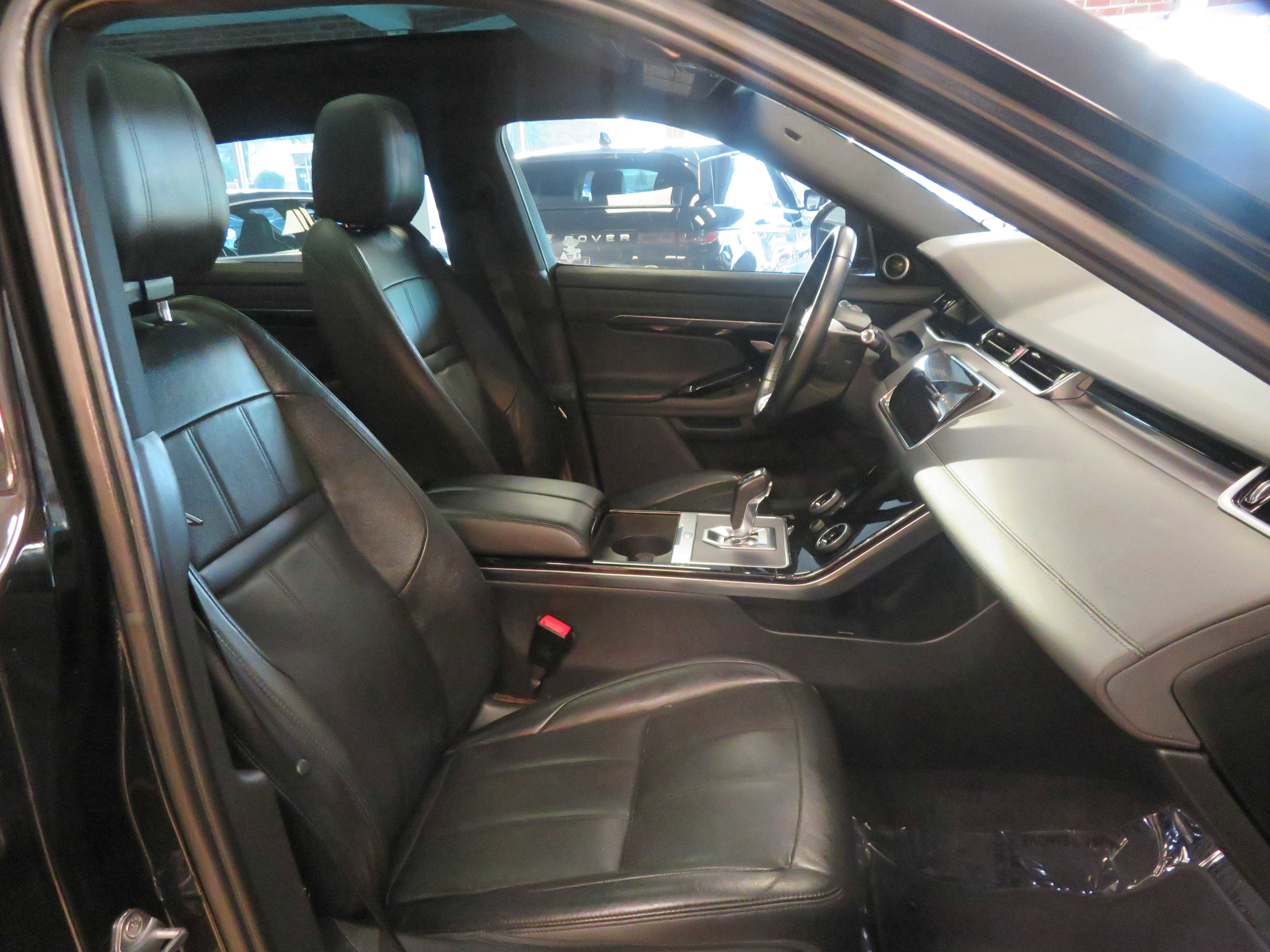 Used 2020 Land Rover Range Rover Evoque SE image 25