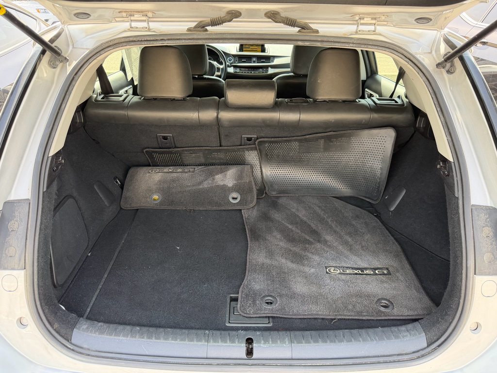 Used 2012 Lexus CT 200h Premium w/ Premium Audio Pkg FWD image 31