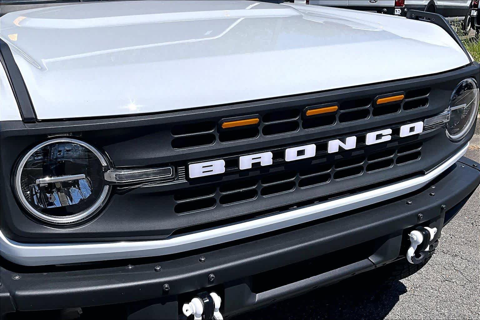 Used 2023 Ford Bronco Black Diamond w/ Sasquatch Package image 28