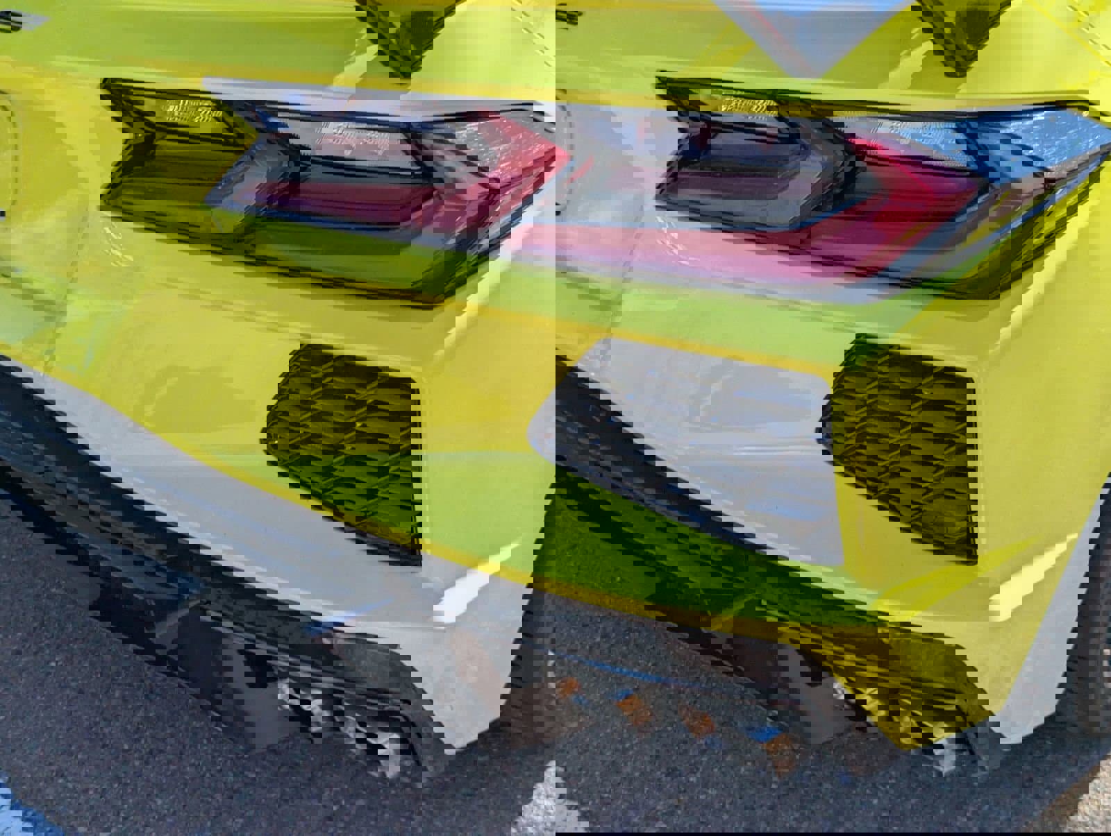 Used 2021 Chevrolet Corvette Stingray Preferred Conv w/ Z51 Performance Package RWD image 6