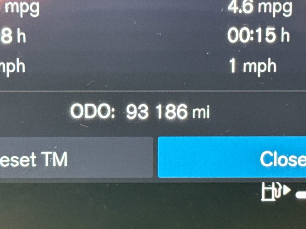 Used 2023 Volvo XC60 B5 Core FWD image 21