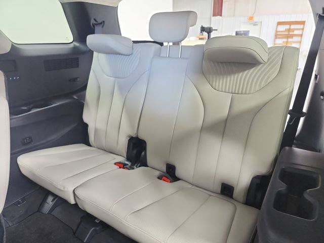 Used 2025 Hyundai Palisade Calligraphy FWD image 38