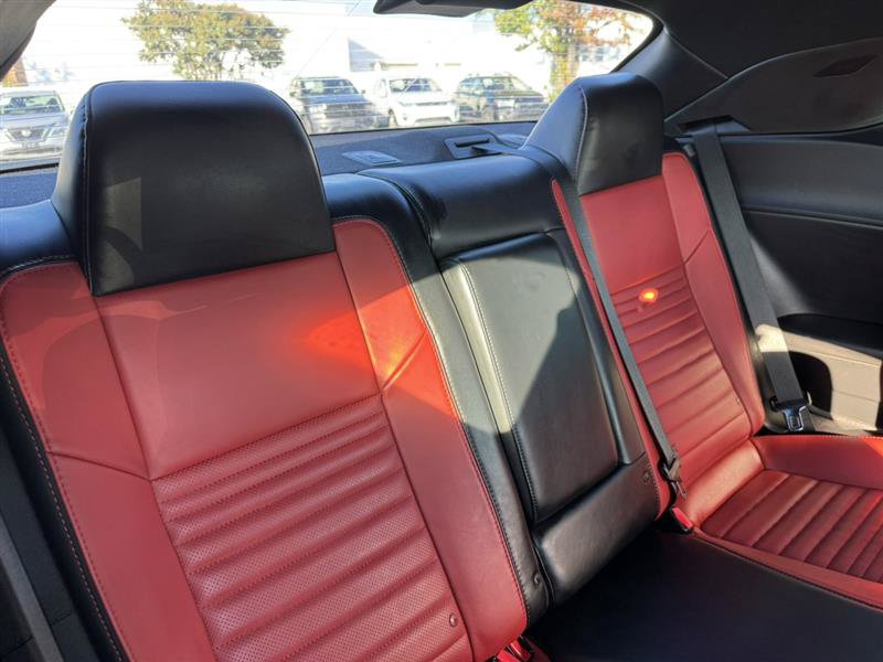 Used 2016 Dodge Challenger R/T Plus RWD image 14
