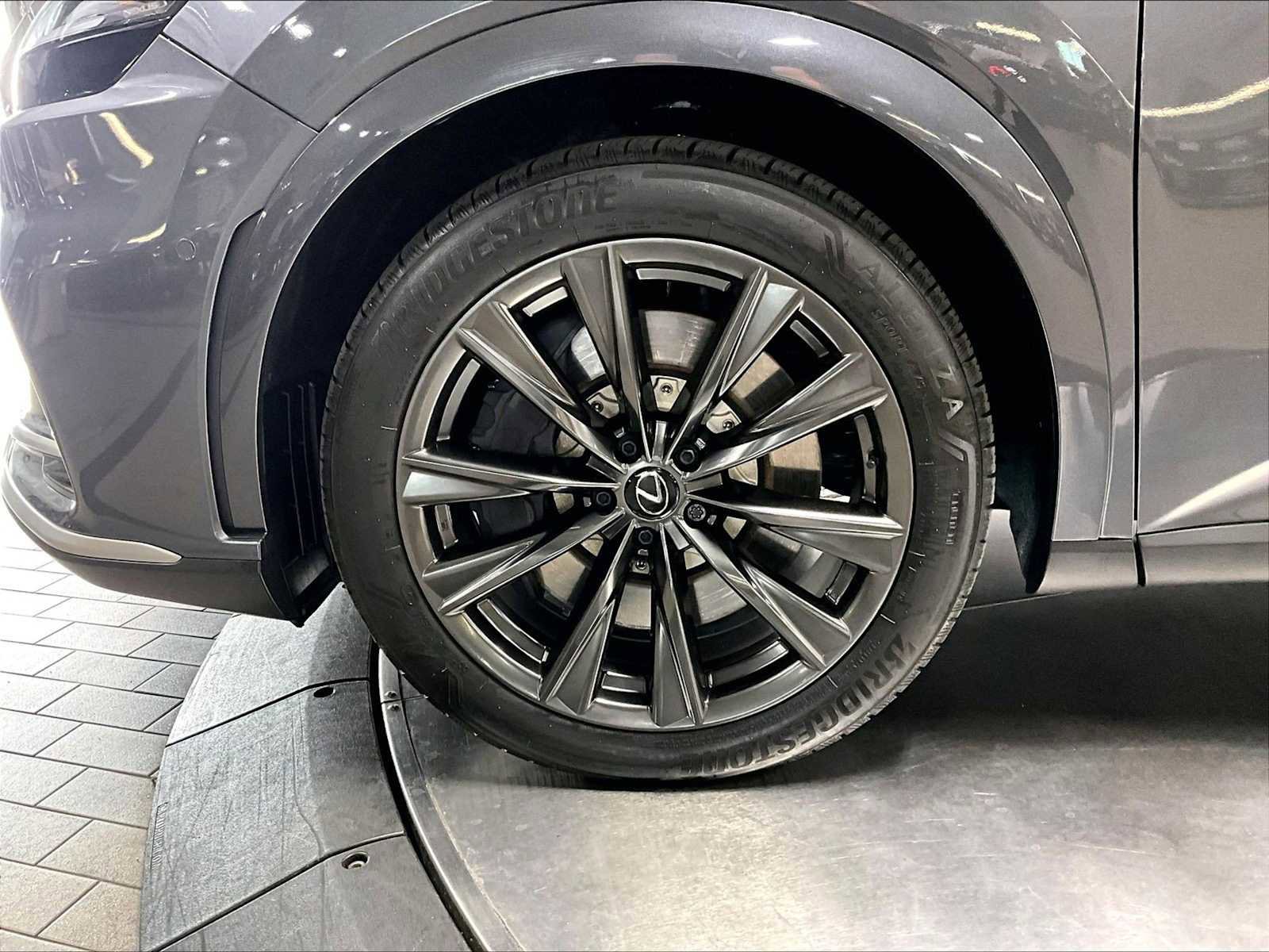 Used 2024 Lexus RX 350 F Sport image 14