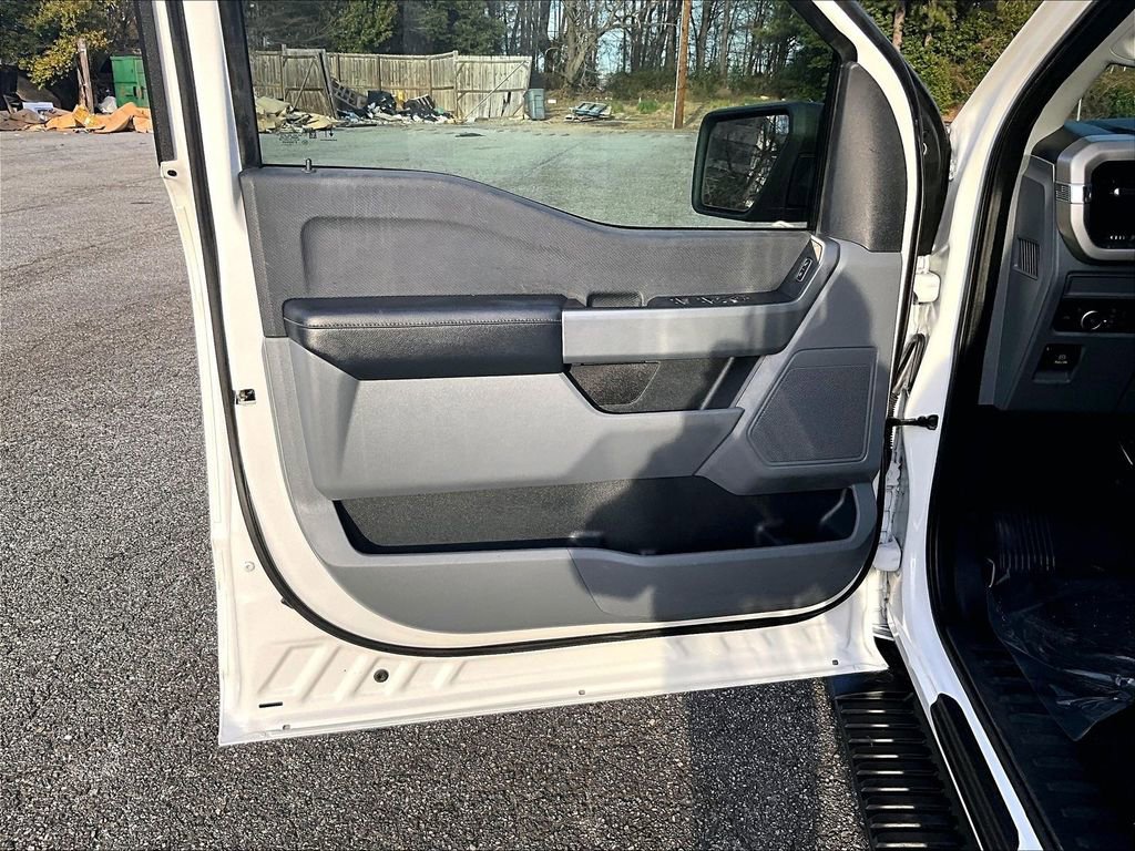 Used 2021 Ford F150 XLT w/ Max Trailer Tow Package image 16