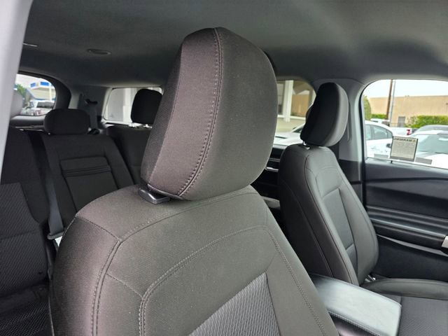 Used 2023 Ford Explorer XLT RWD image 14