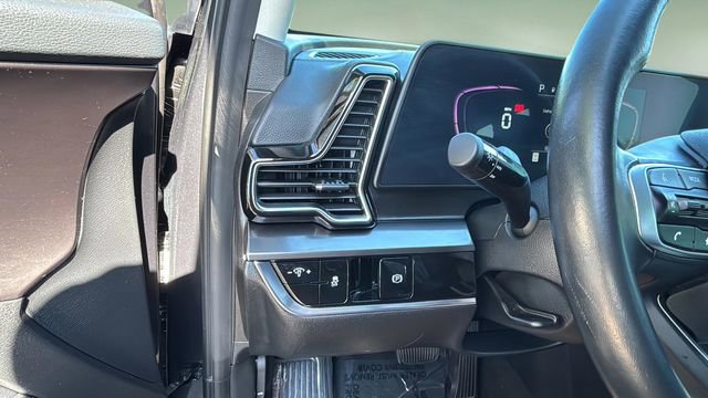 Used 2024 Kia Sportage EX FWD image 22