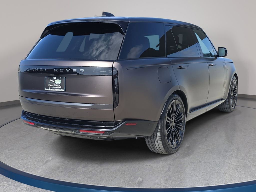 New 2026 Land Rover Range Rover Long Wheelbase SE AWD/4WD image 5