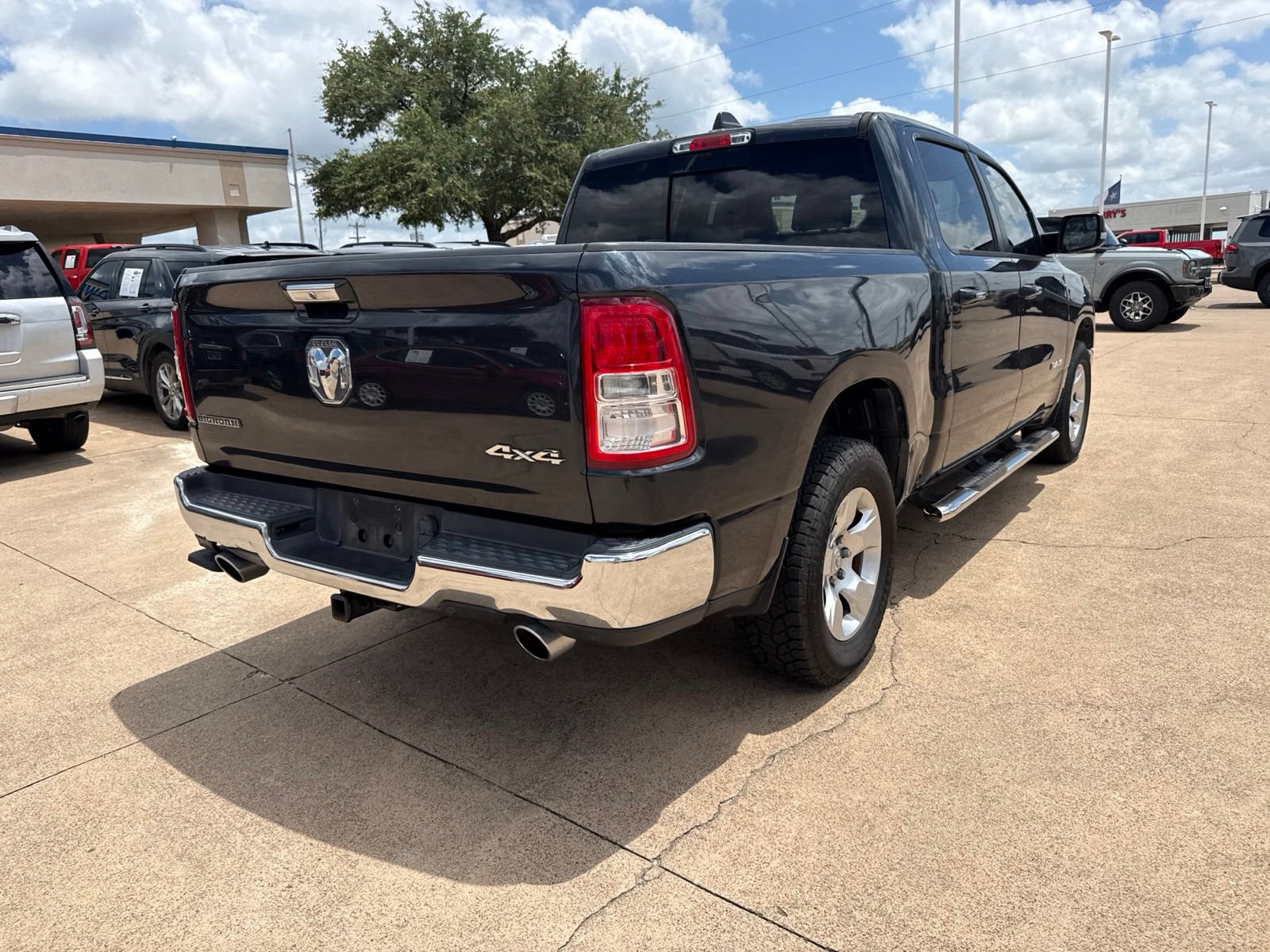 Used 2019 RAM 1500 Big Horn AWD/4WD image 7