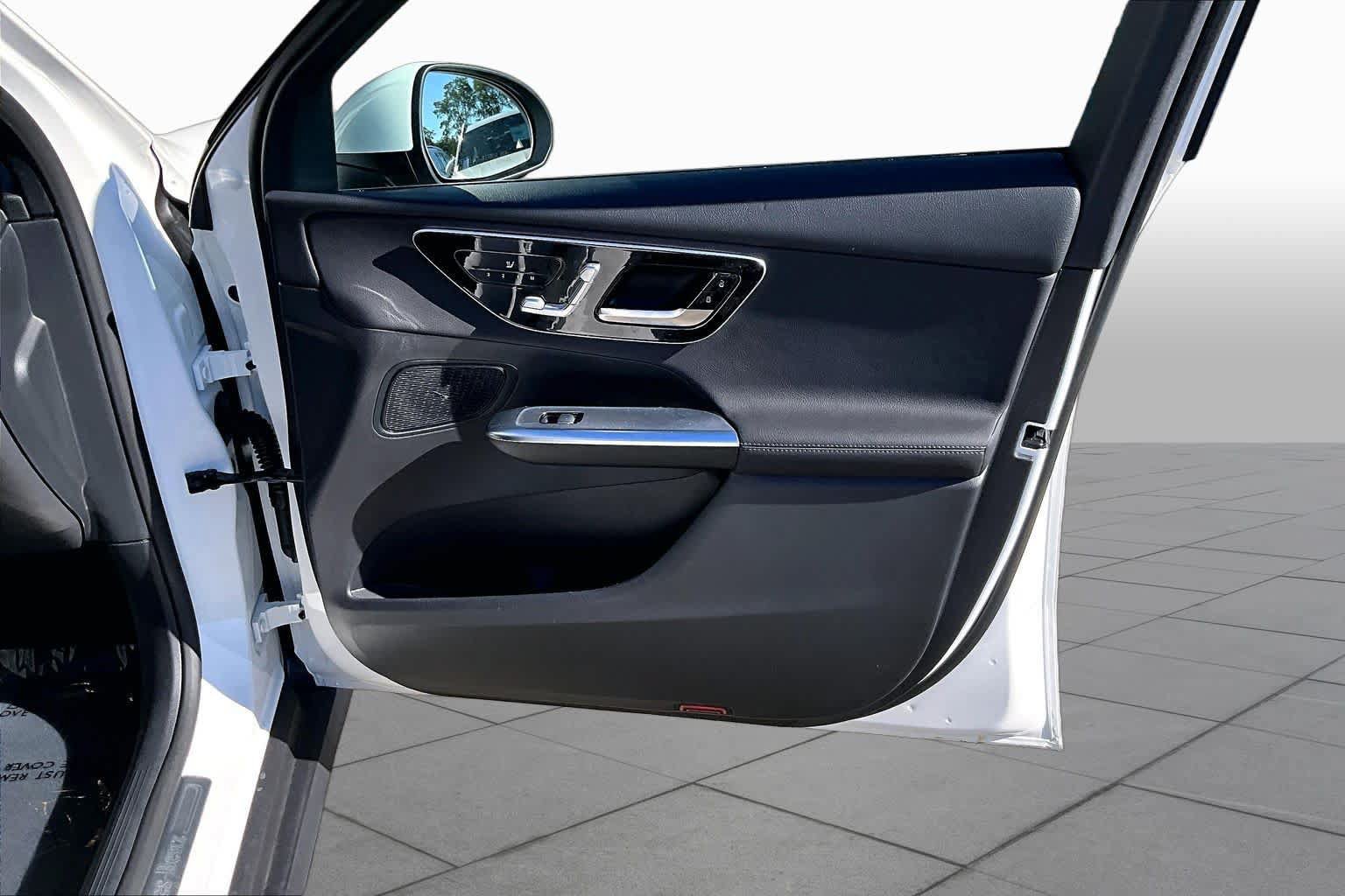 Certified 2026 Mercedes-Benz GLC 300 4MATIC image 23