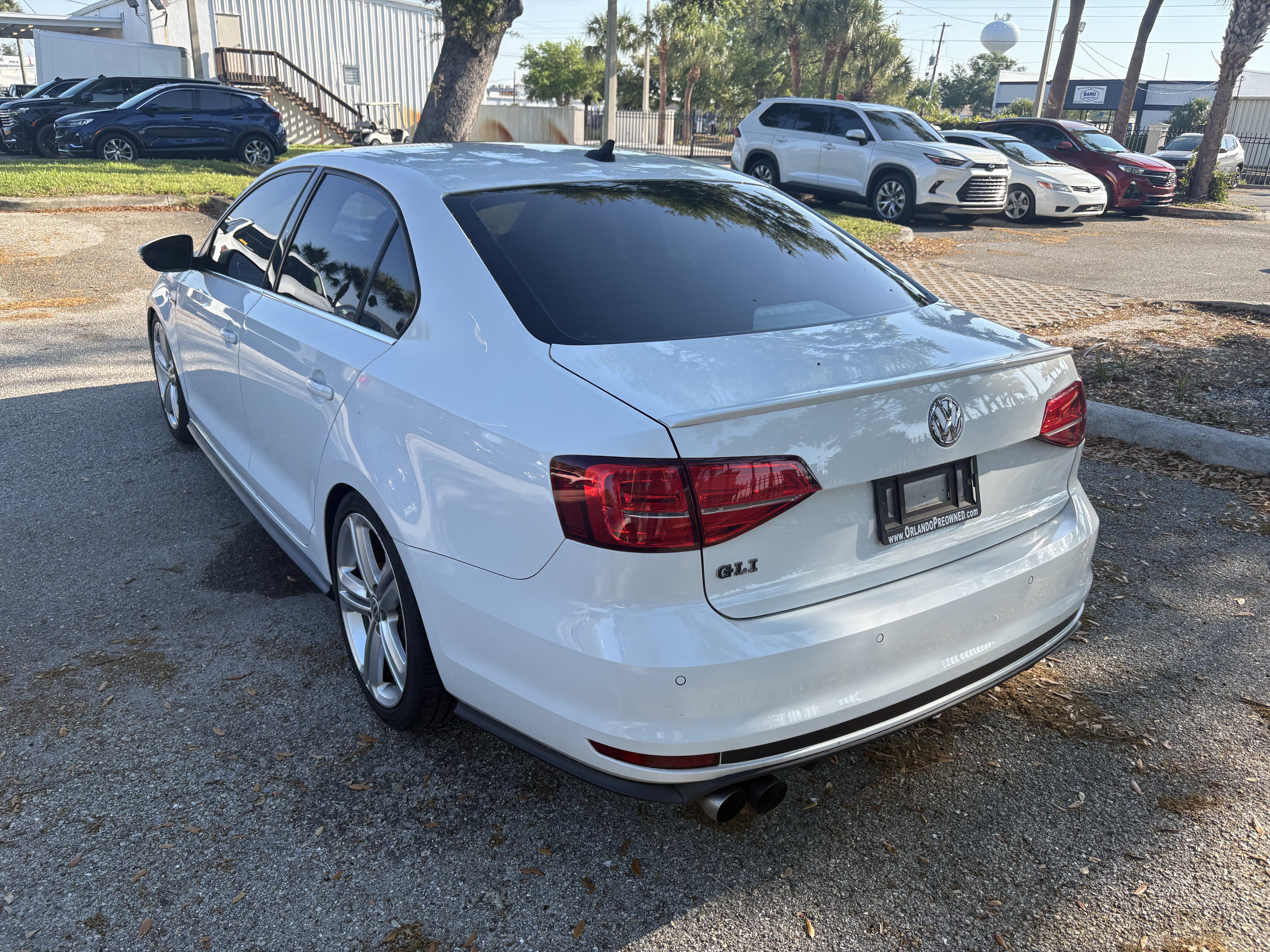 Used 2017 Volkswagen Jetta GLI image 5