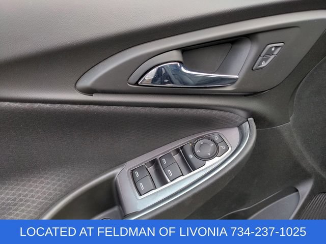 Used 2020 Chevrolet Malibu LT FWD image 20