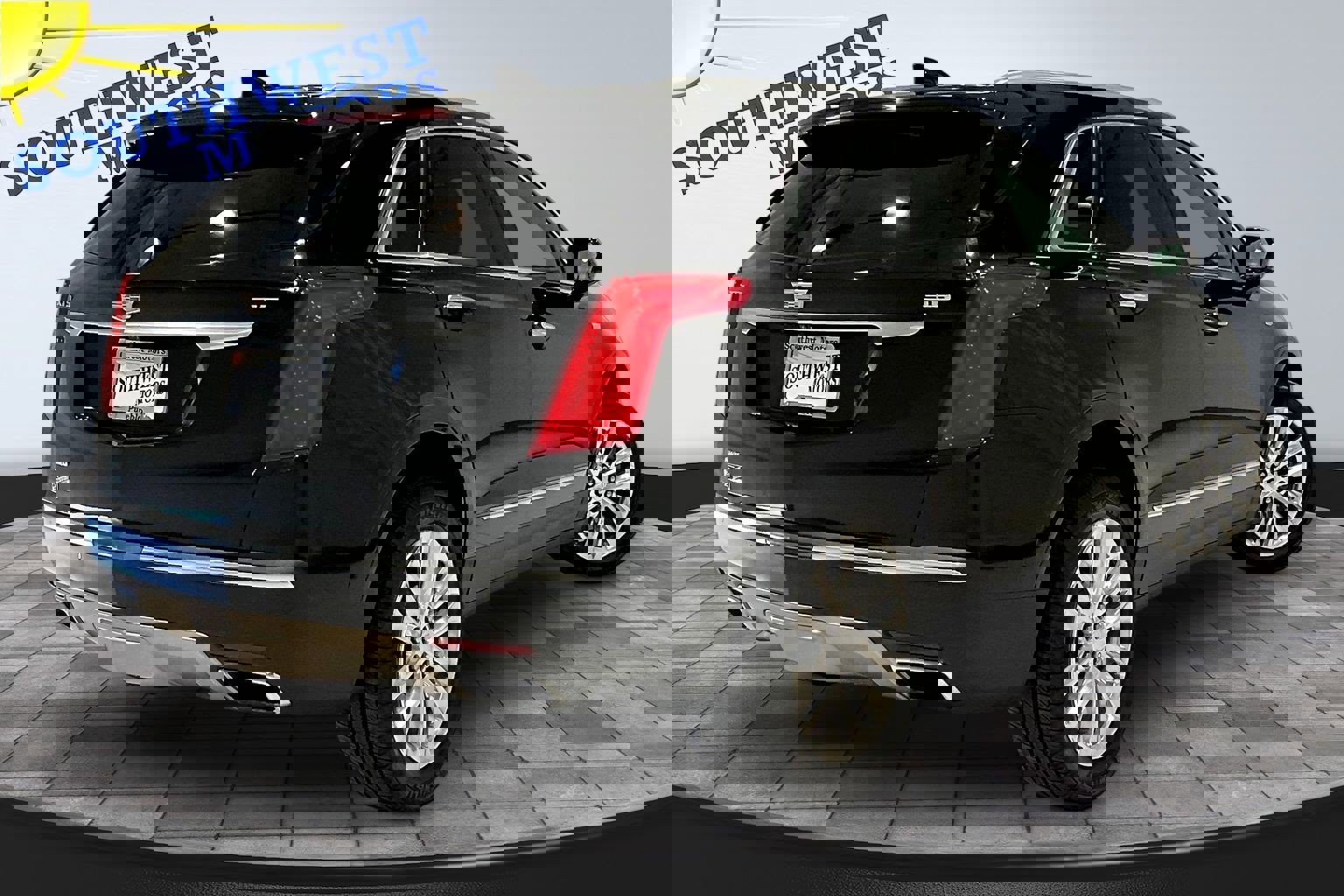 Used 2019 Cadillac XT5 Platinum AWD/4WD image 6