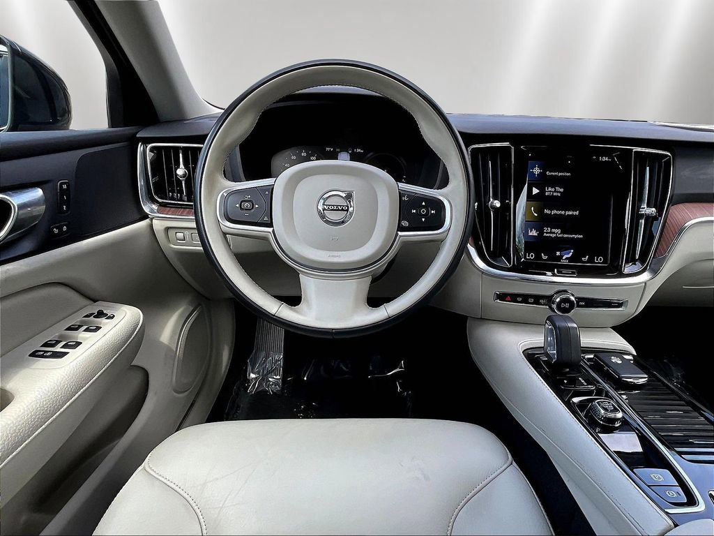 Used 2022 Volvo S60 T8 Inscription AWD/4WD image 8