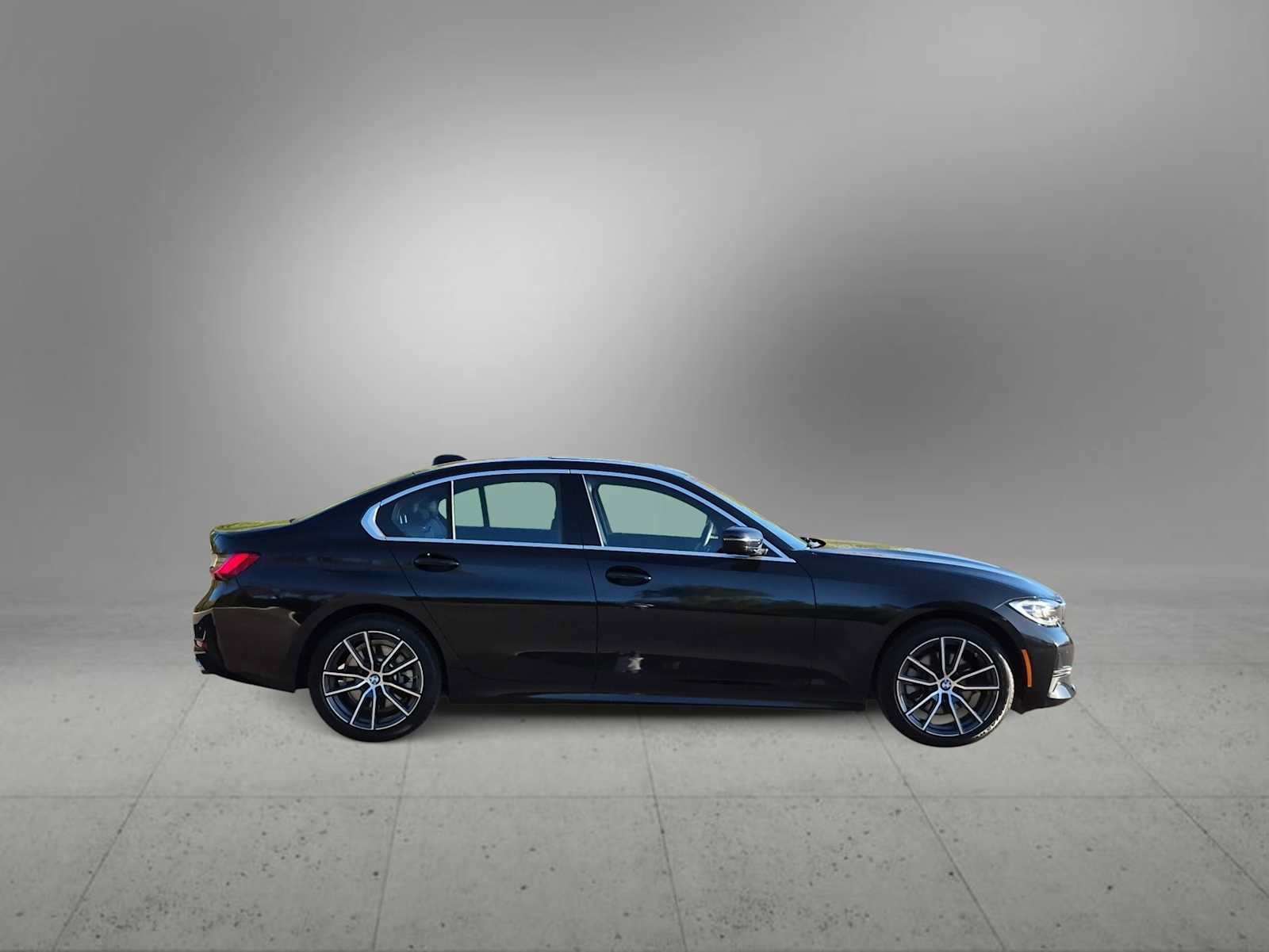 Used 2019 BMW 330i xDrive Sedan w/ Convenience Package AWD/4WD image 9