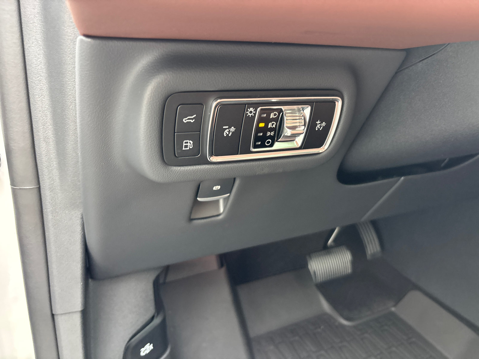 New 2026 Lincoln Nautilus Reserve AWD/4WD image 14