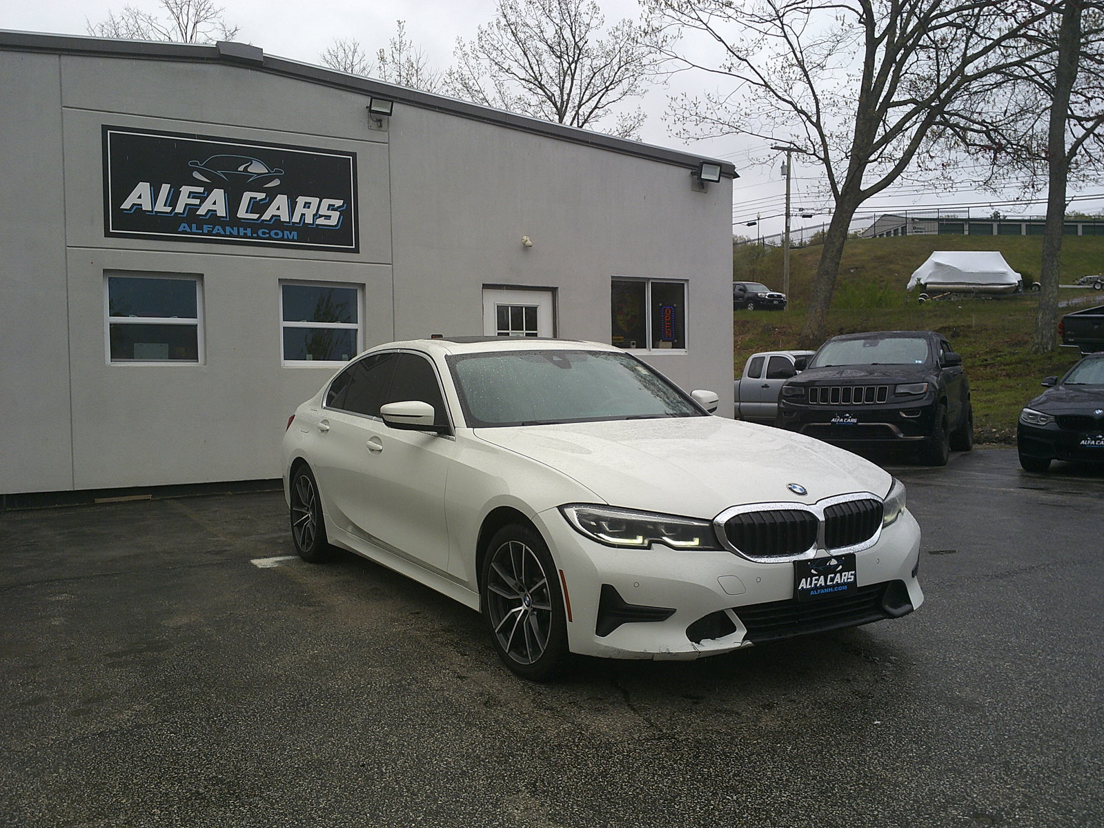 Used 2020 BMW 330i xDrive Sedan w/ Premium Package AWD/4WD image 3