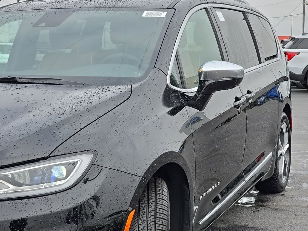 New 2026 Chrysler Pacifica Pinnacle FWD image 70