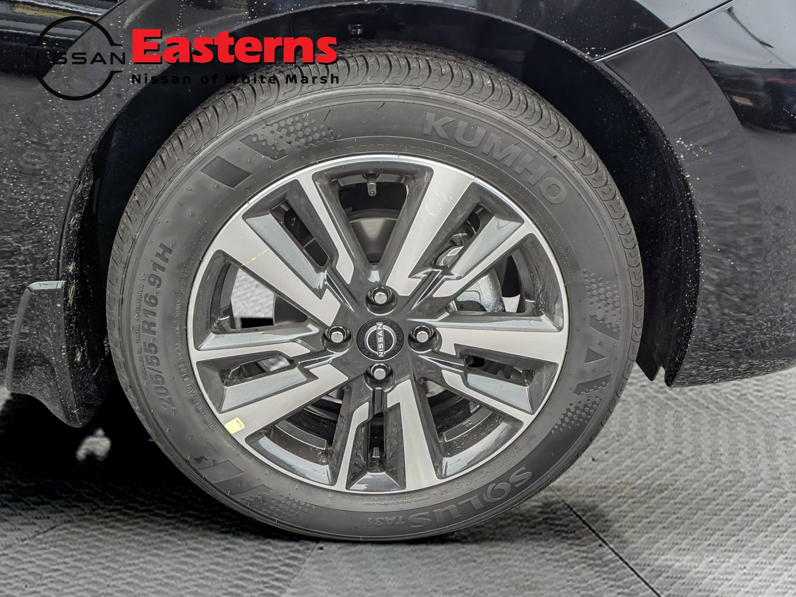 New 2025 Nissan Versa SV w/ Trunk Package image 24