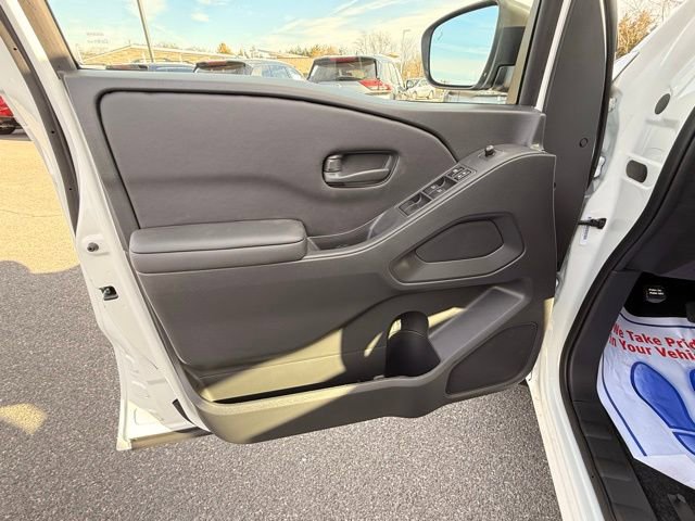 New 2026 Nissan Frontier SV w/ All-Weather Content Package image 10